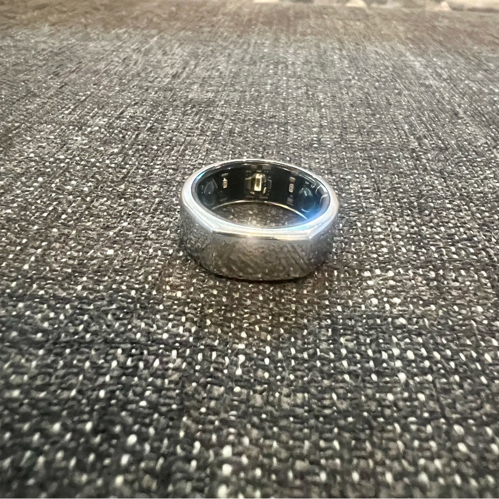 Oura Gen 3 Horizon silver size 8